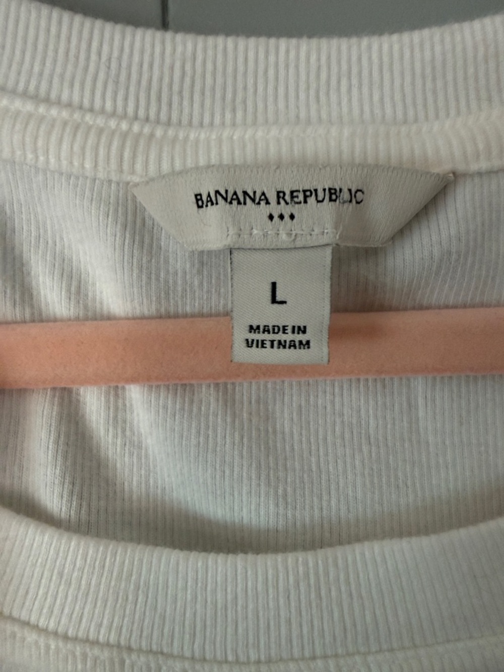Banana Republic White Ribbed Short Sleeve Tee - Picture 2 of 3